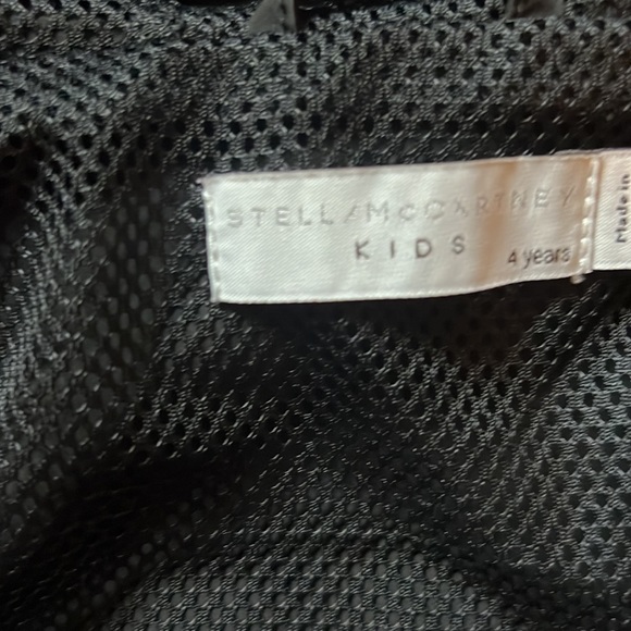 Matching Stella McCartney kids water repellent jacket and matching shorts sz 4 - Picture 6 of 7